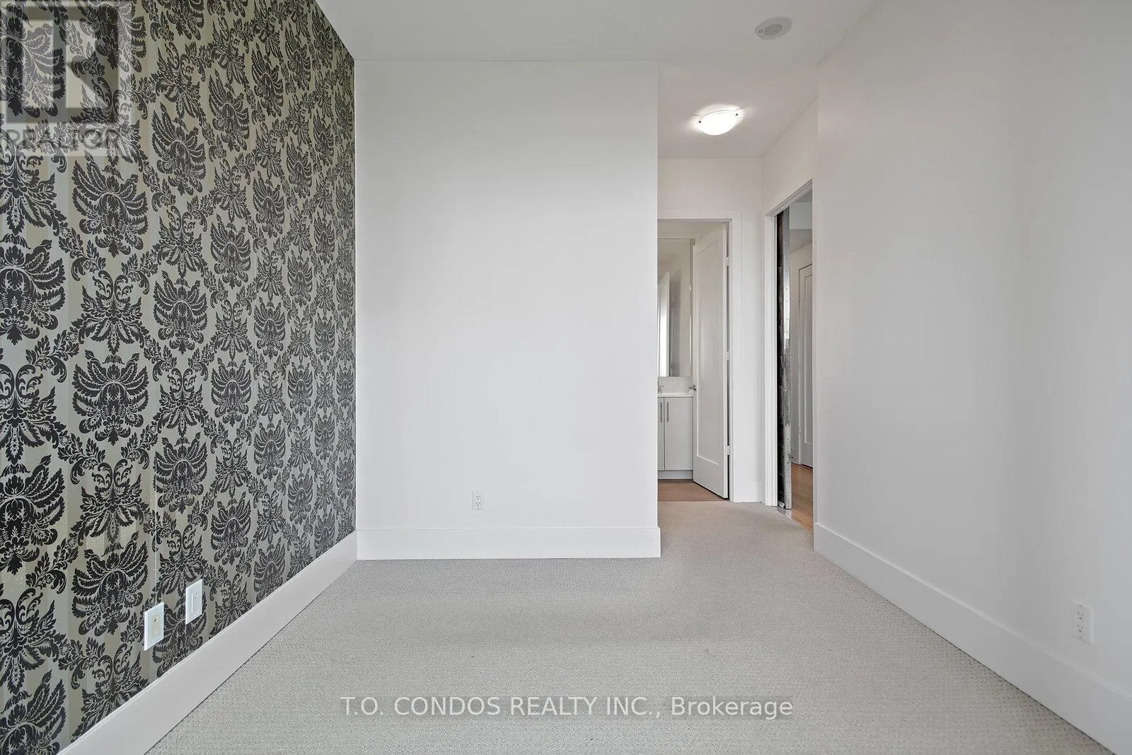 523 - 120 HOMEWOOD AVENUE