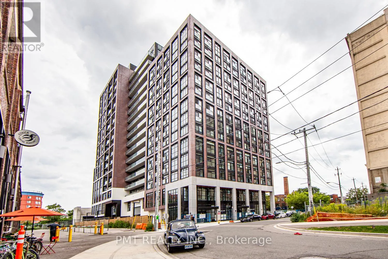 1216 - 181 STERLING ROAD