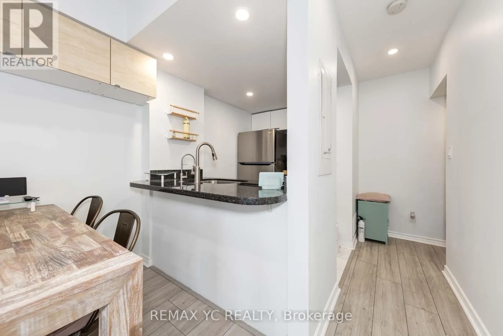 526 - 3 EVERSON DRIVE