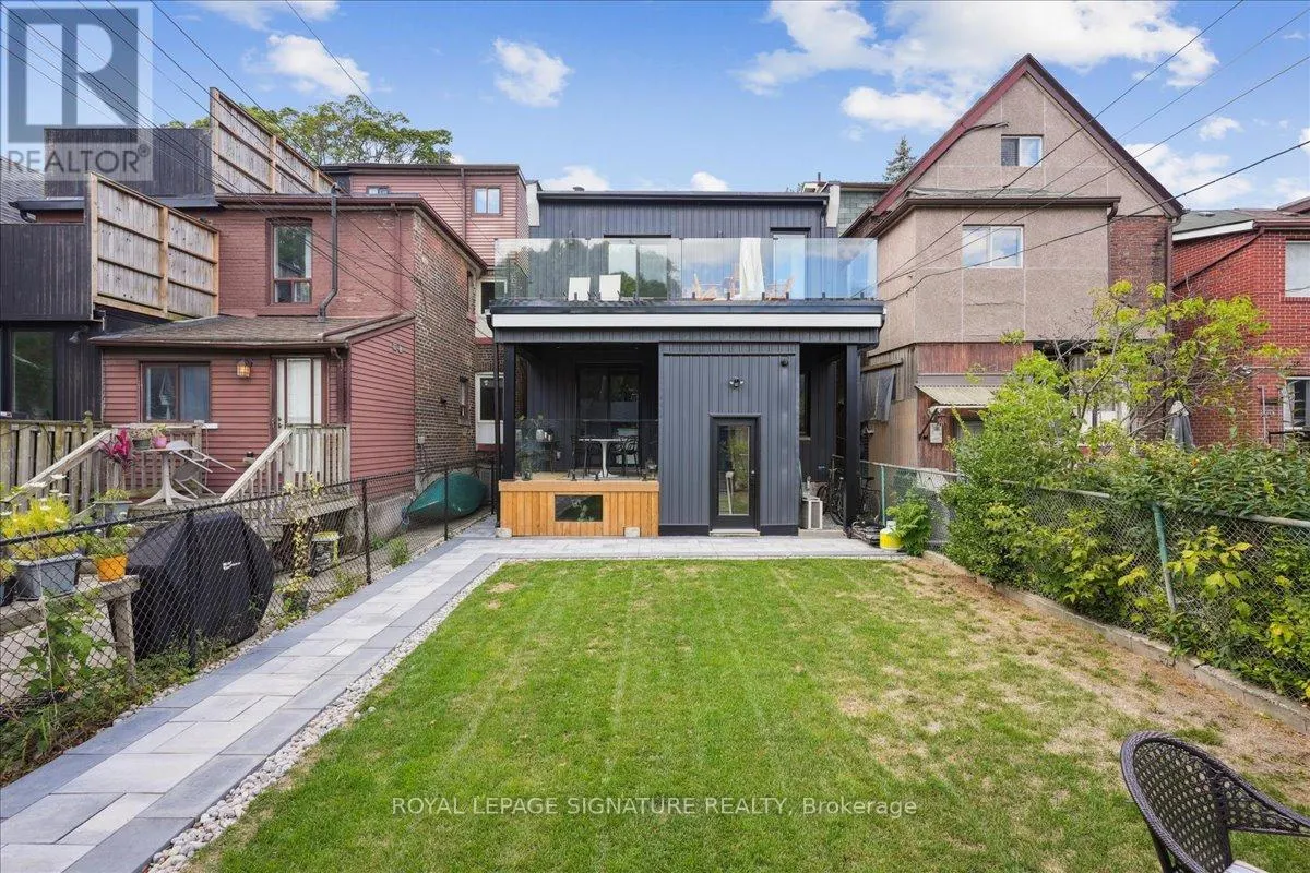 BSMT 2 - 647 SHAW STREET S