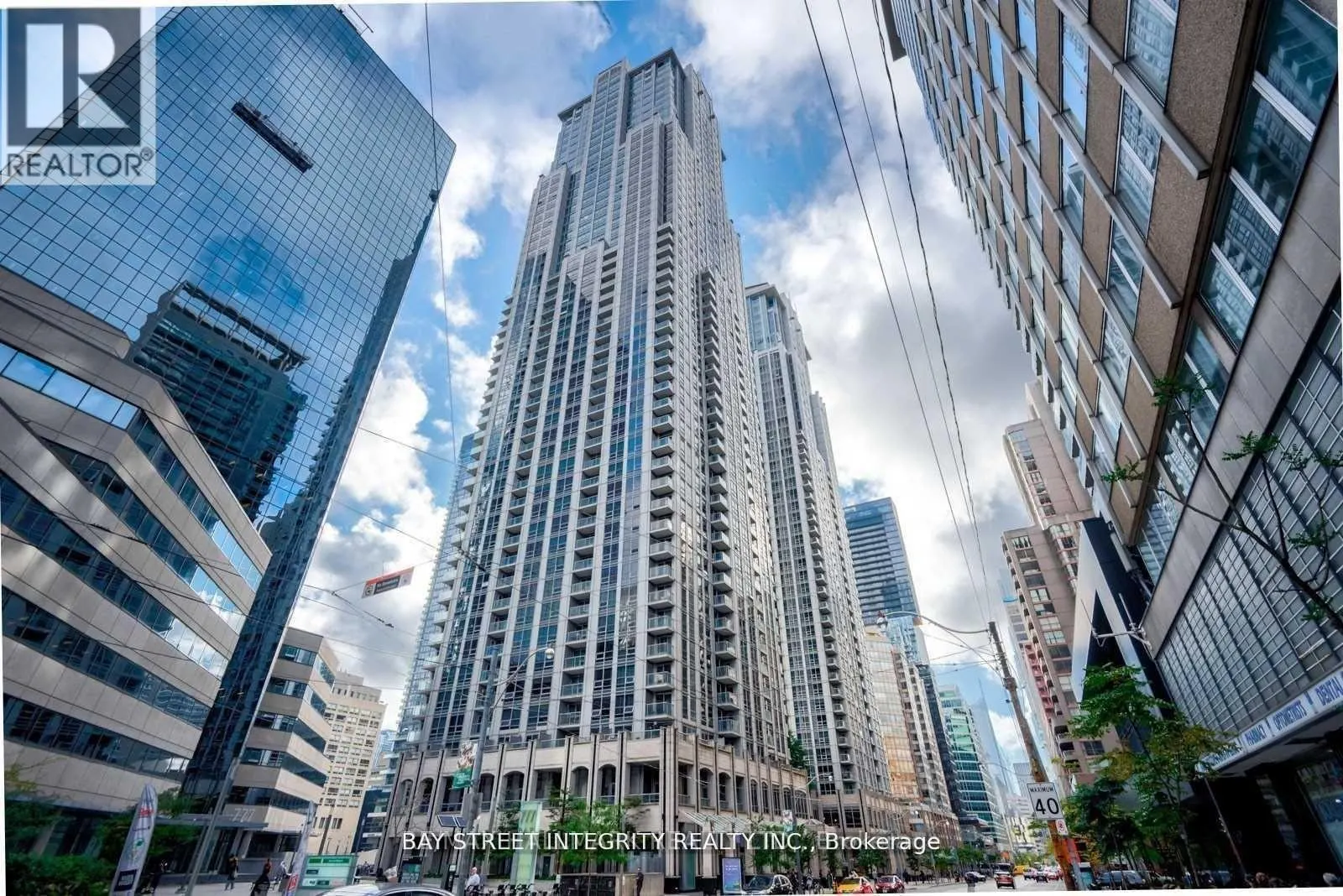 4001 - 763 BAY STREET