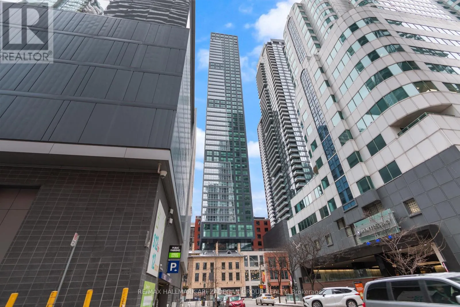 1408 - 327 KING STREET W