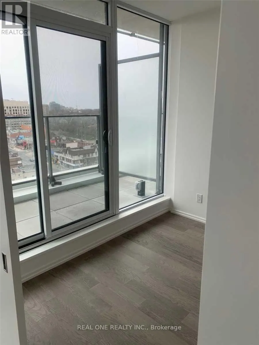 1229 - 8 HILLSDALE AVENUE E