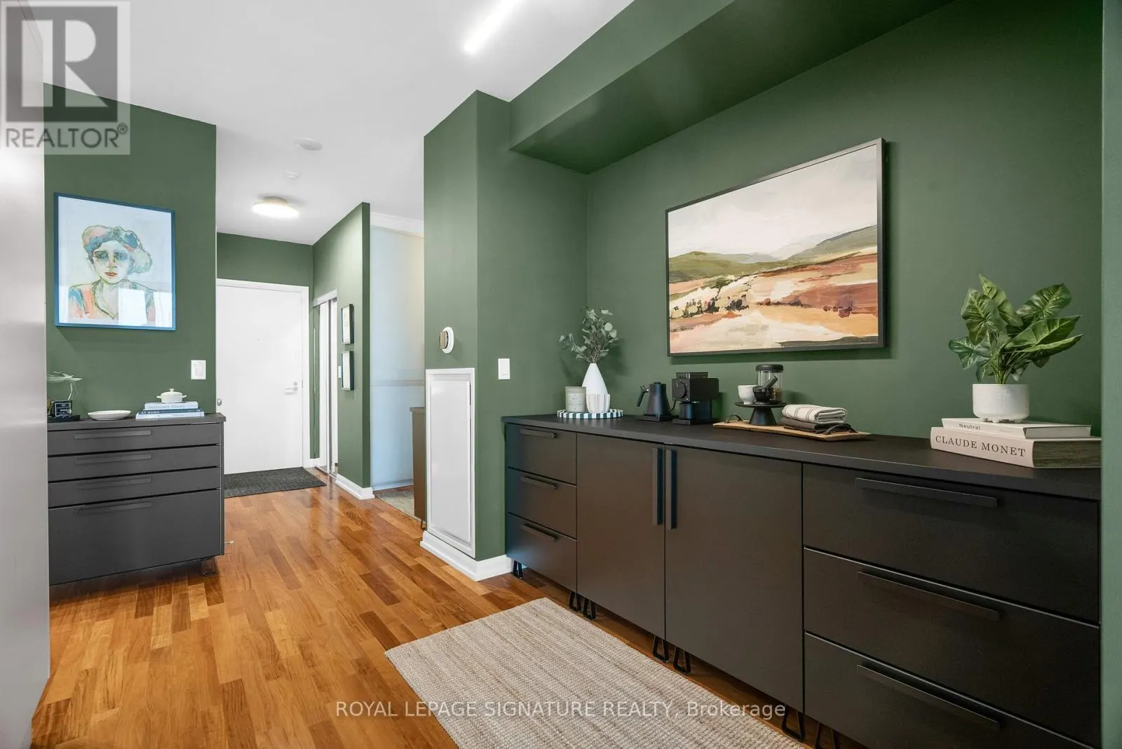 1208 - 111 ELIZABETH STREET