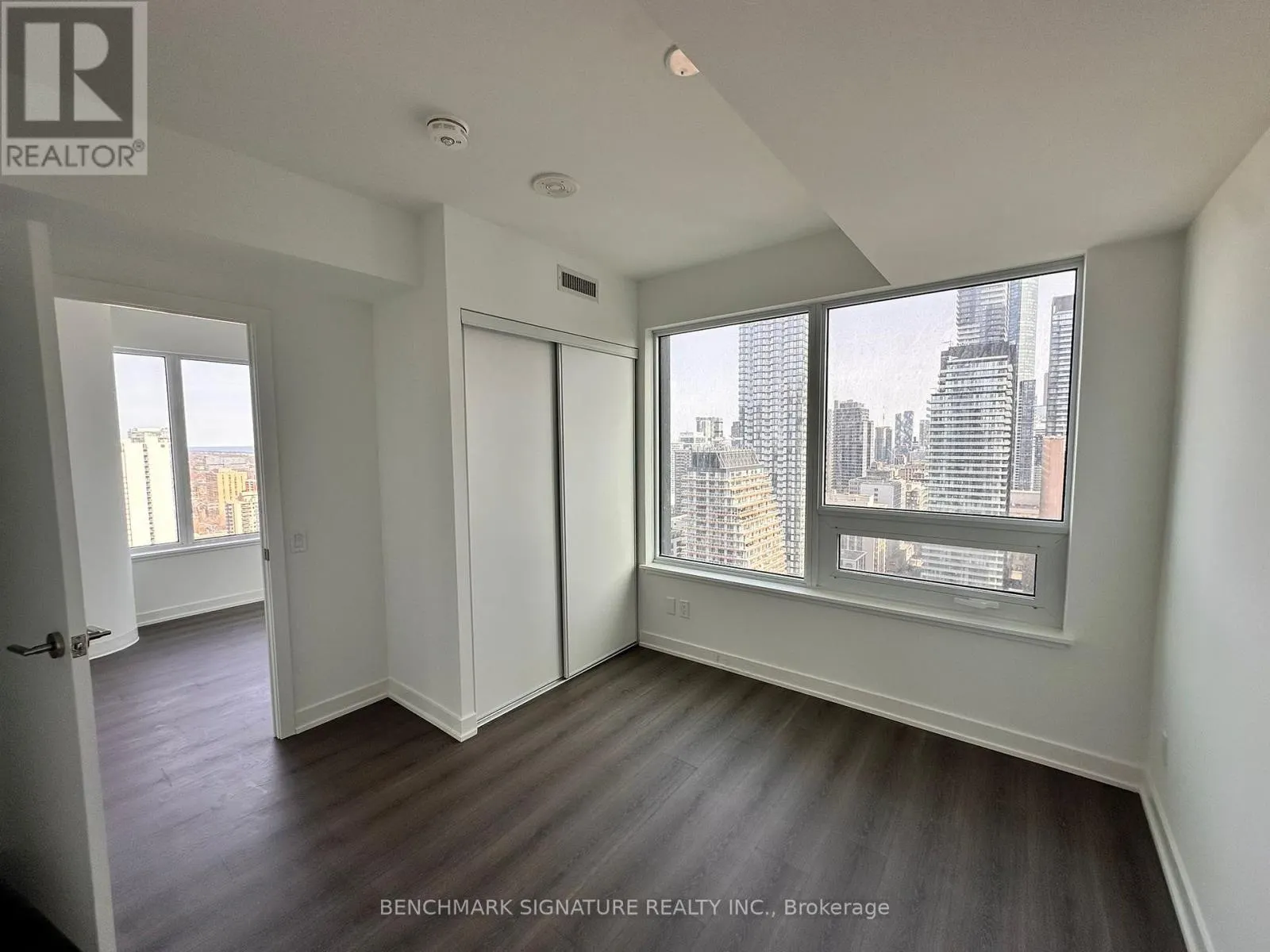 3312 - 8 WELLESLEY STREET W