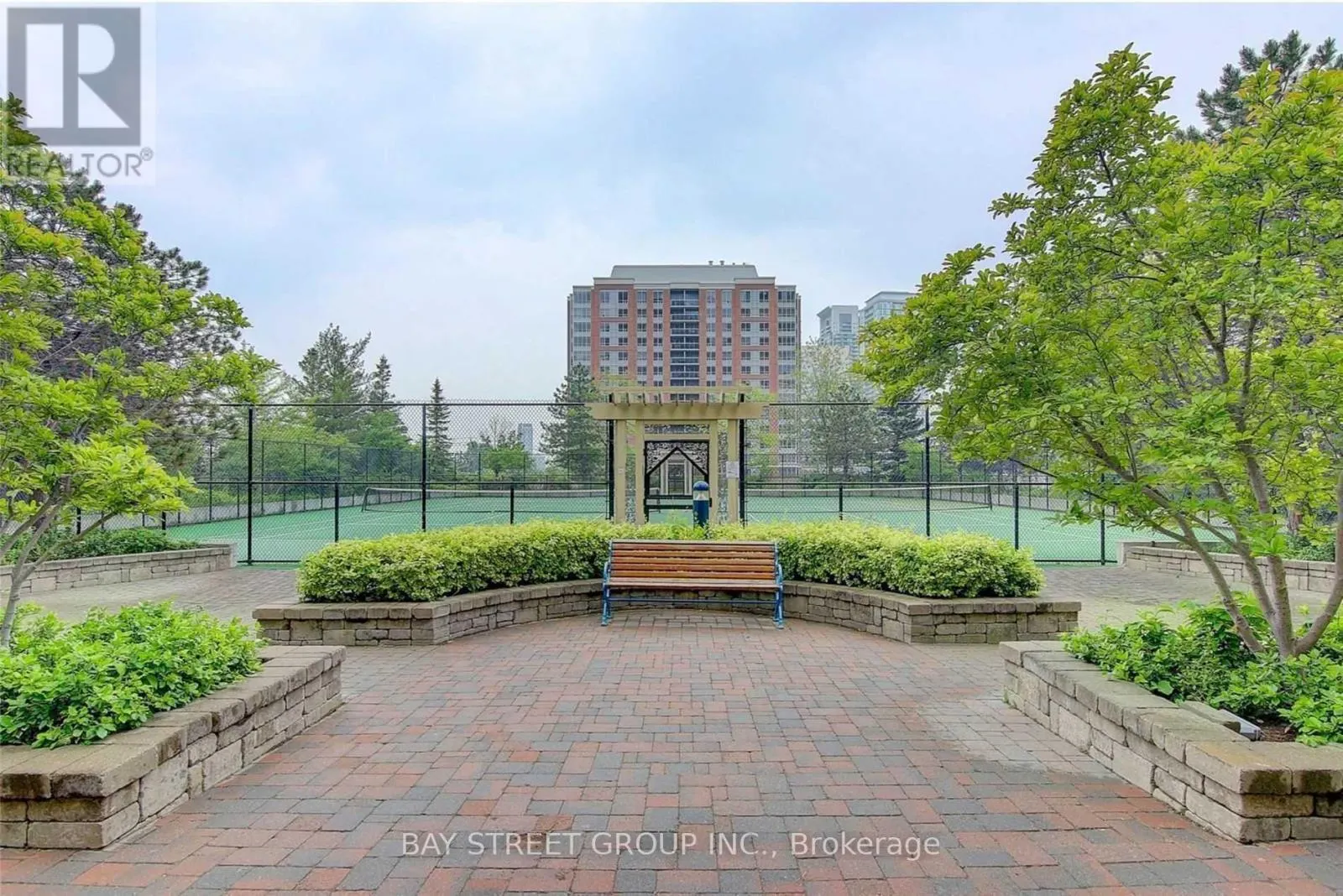 1107 - 5 NORTHTOWN WAY