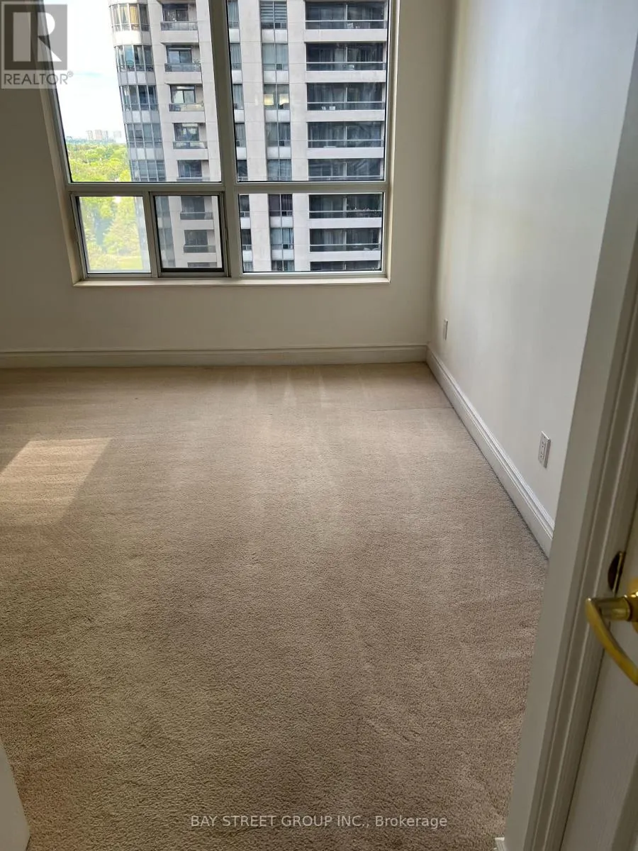 1107 - 5 NORTHTOWN WAY
