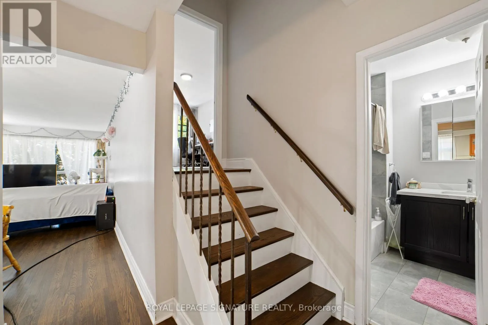 UPPER - 35 BALTRAY CRESCENT