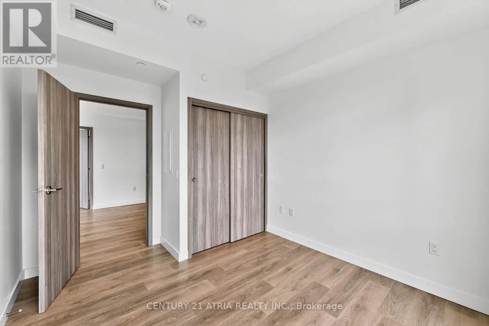 2312 - 95 MCMAHON DRIVE