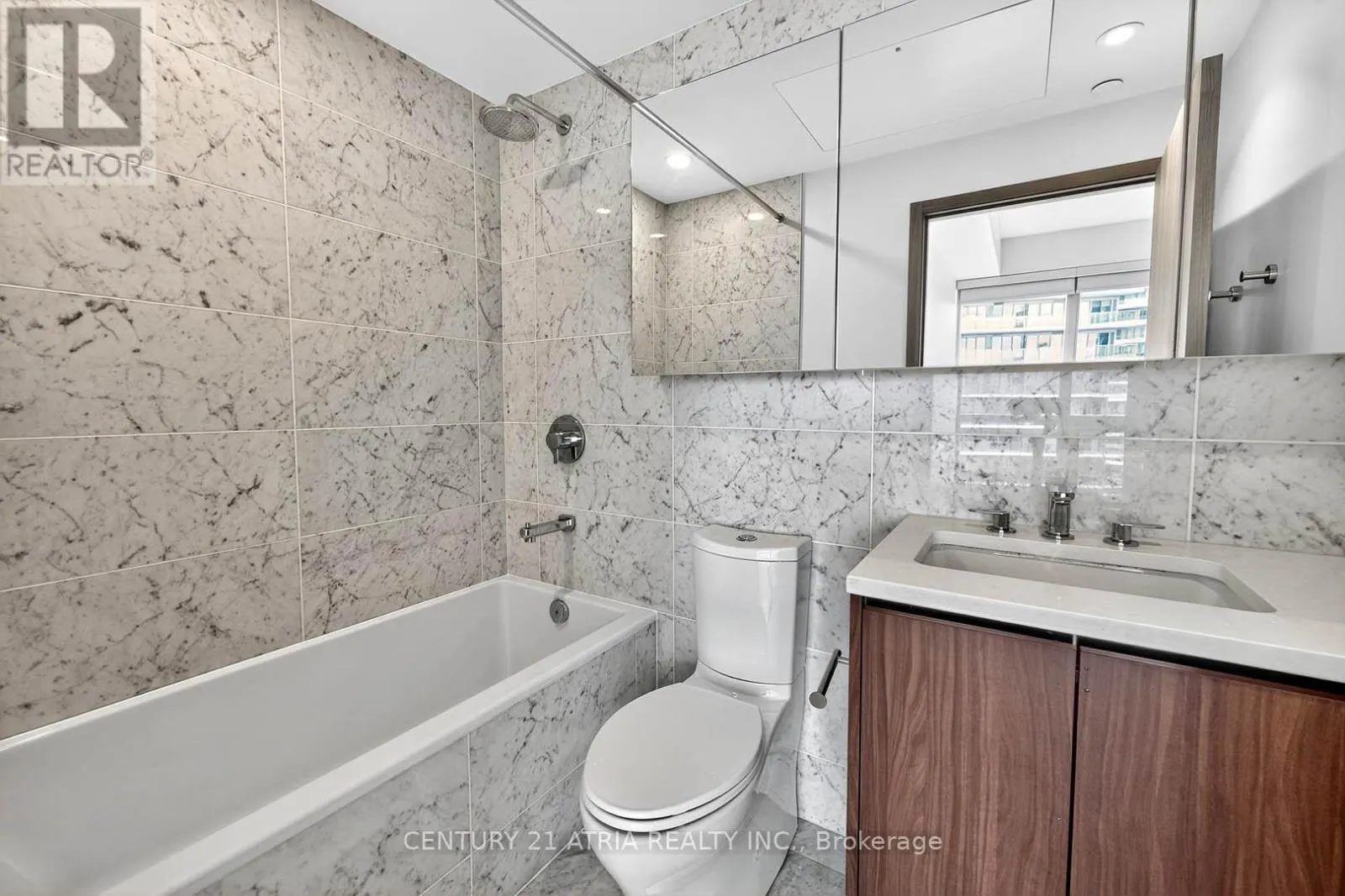 2312 - 95 MCMAHON DRIVE