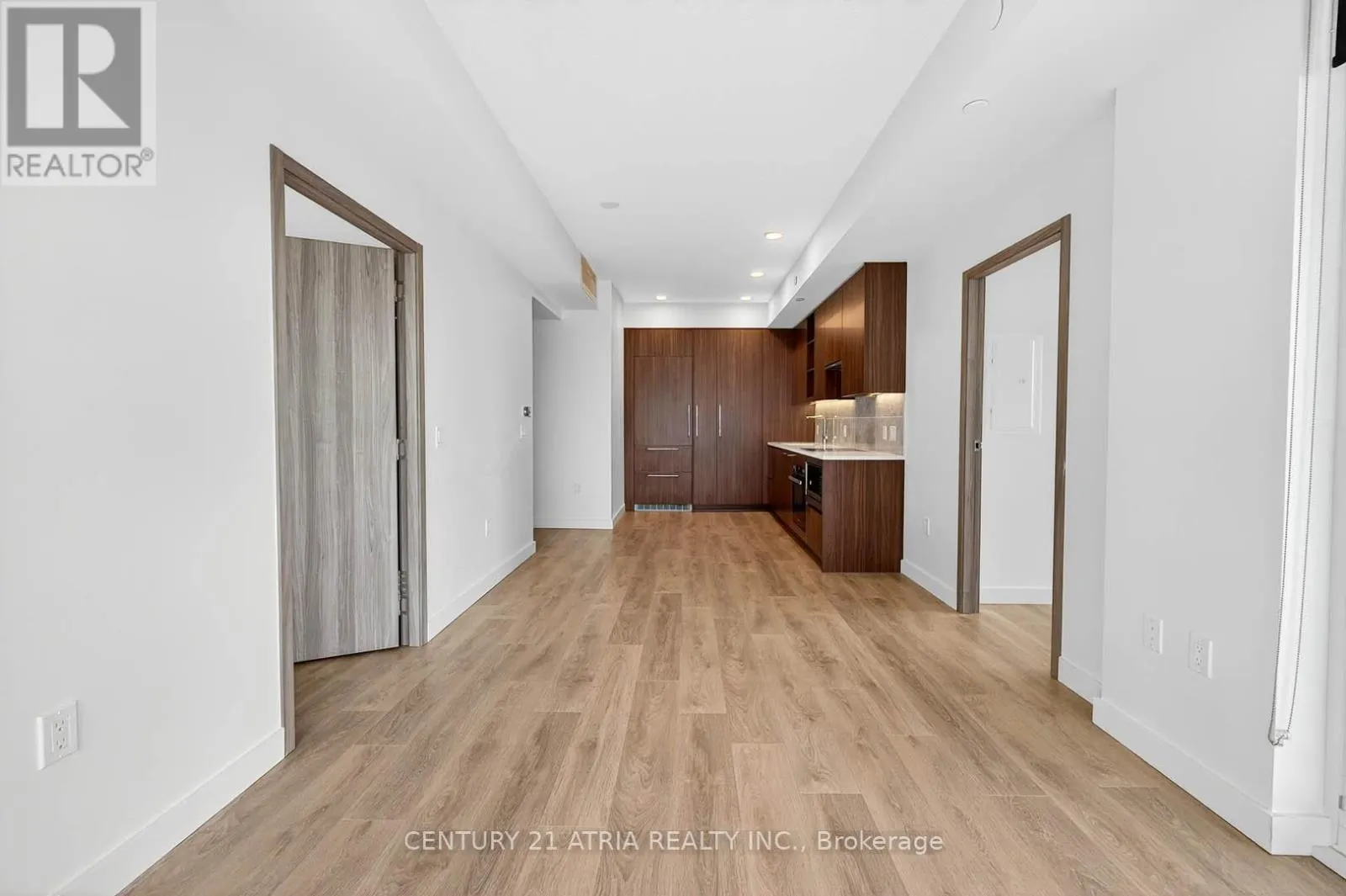 2312 - 95 MCMAHON DRIVE