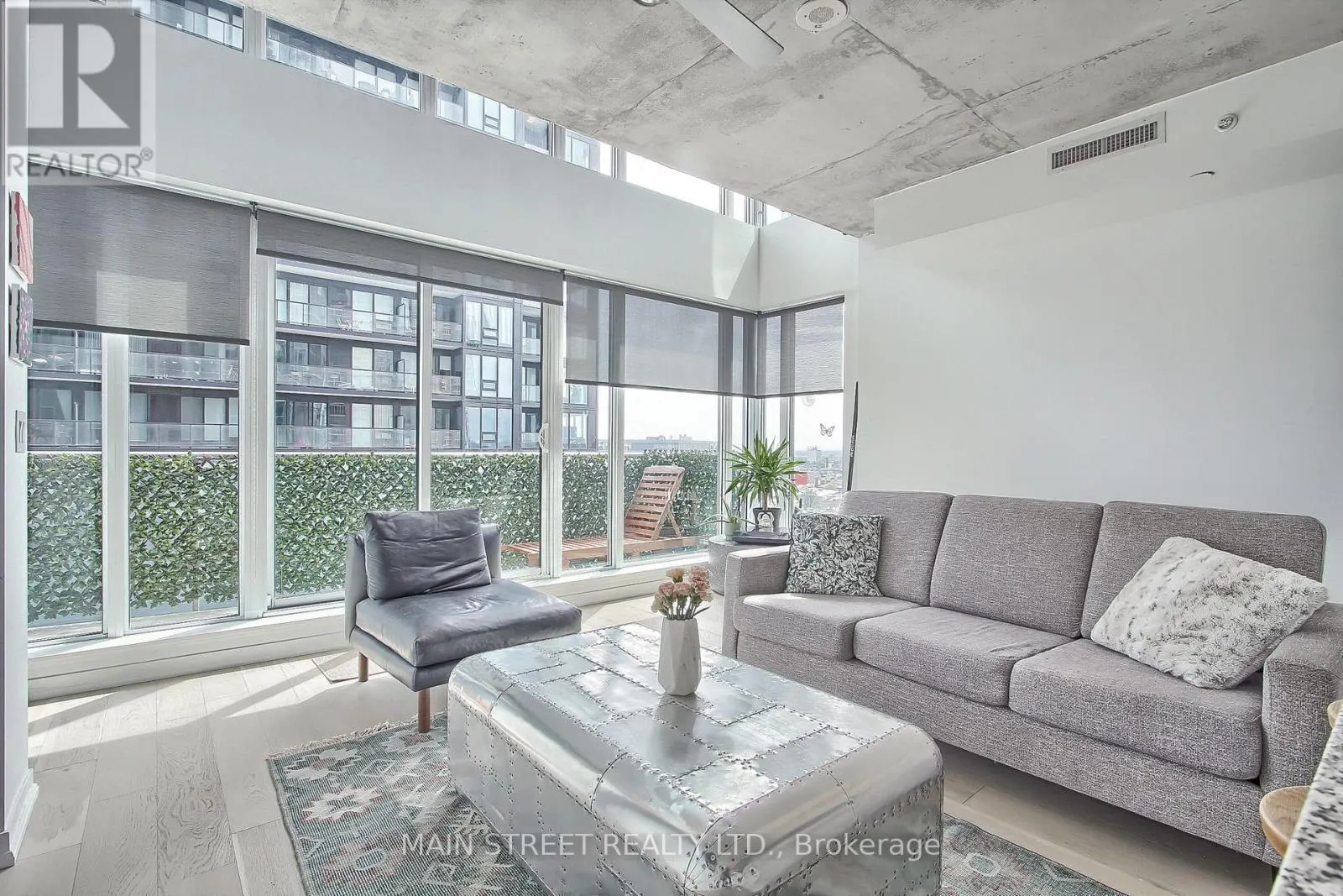1213 - 150 EAST LIBERTY STREET