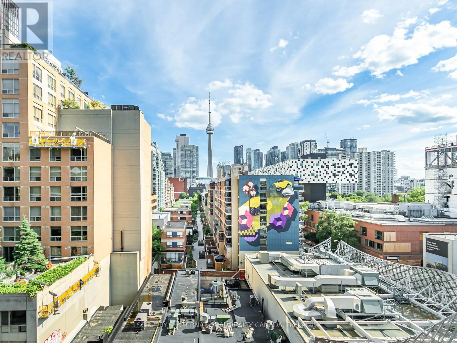 610 - 292 DUNDAS STREET W