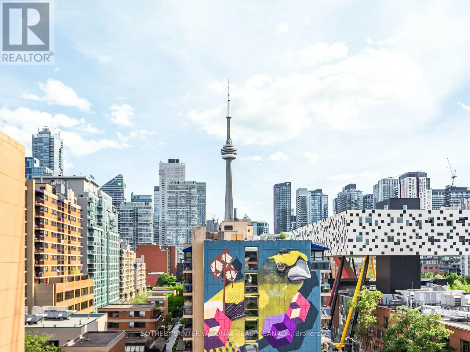 610 - 292 DUNDAS STREET W