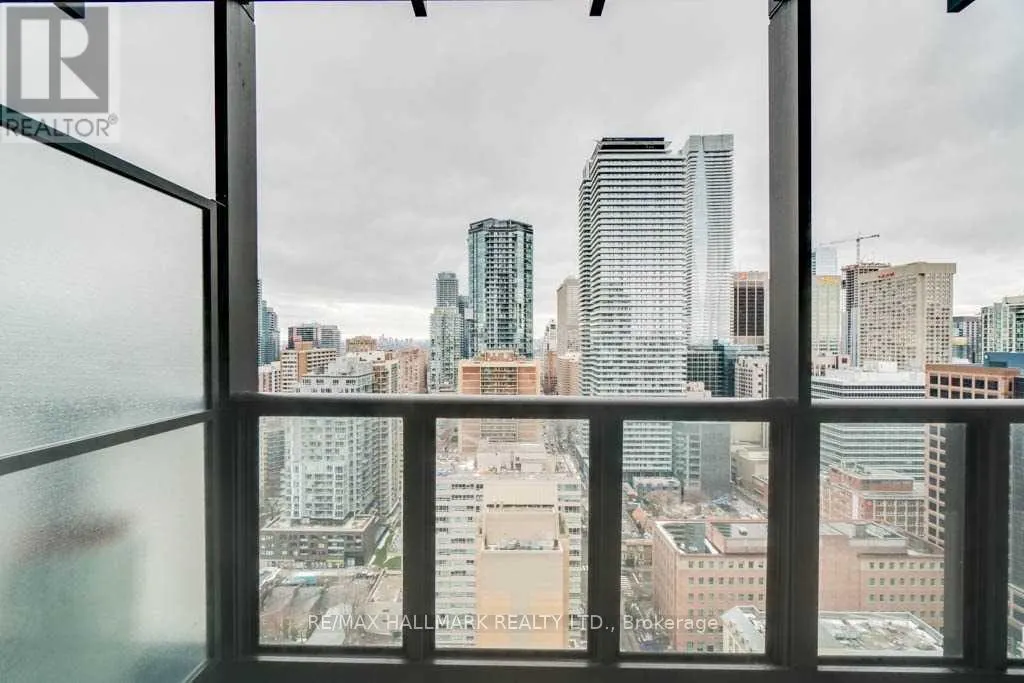2505 - 101 CHARLES STREET E