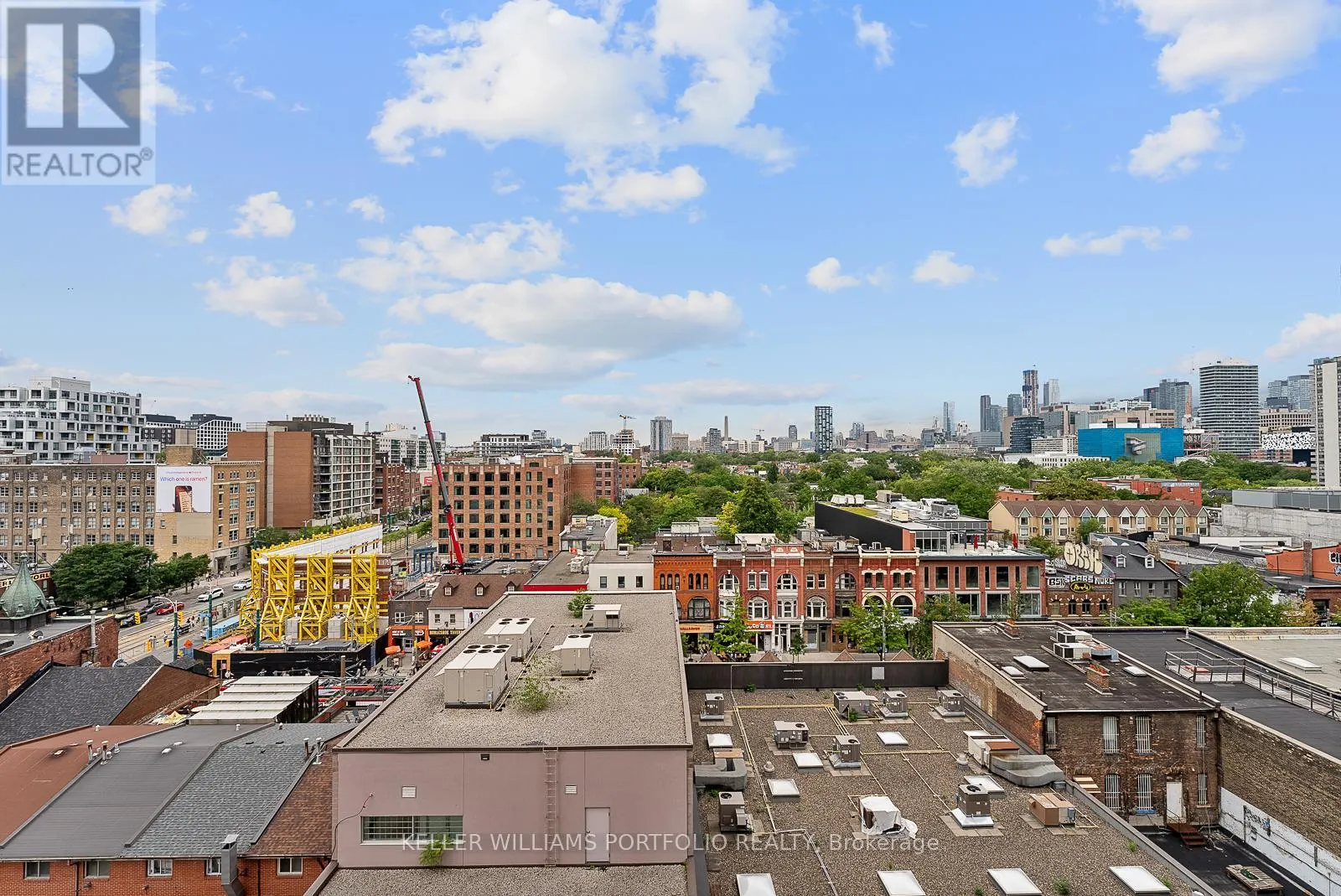 918 - 388 RICHMOND STREET W