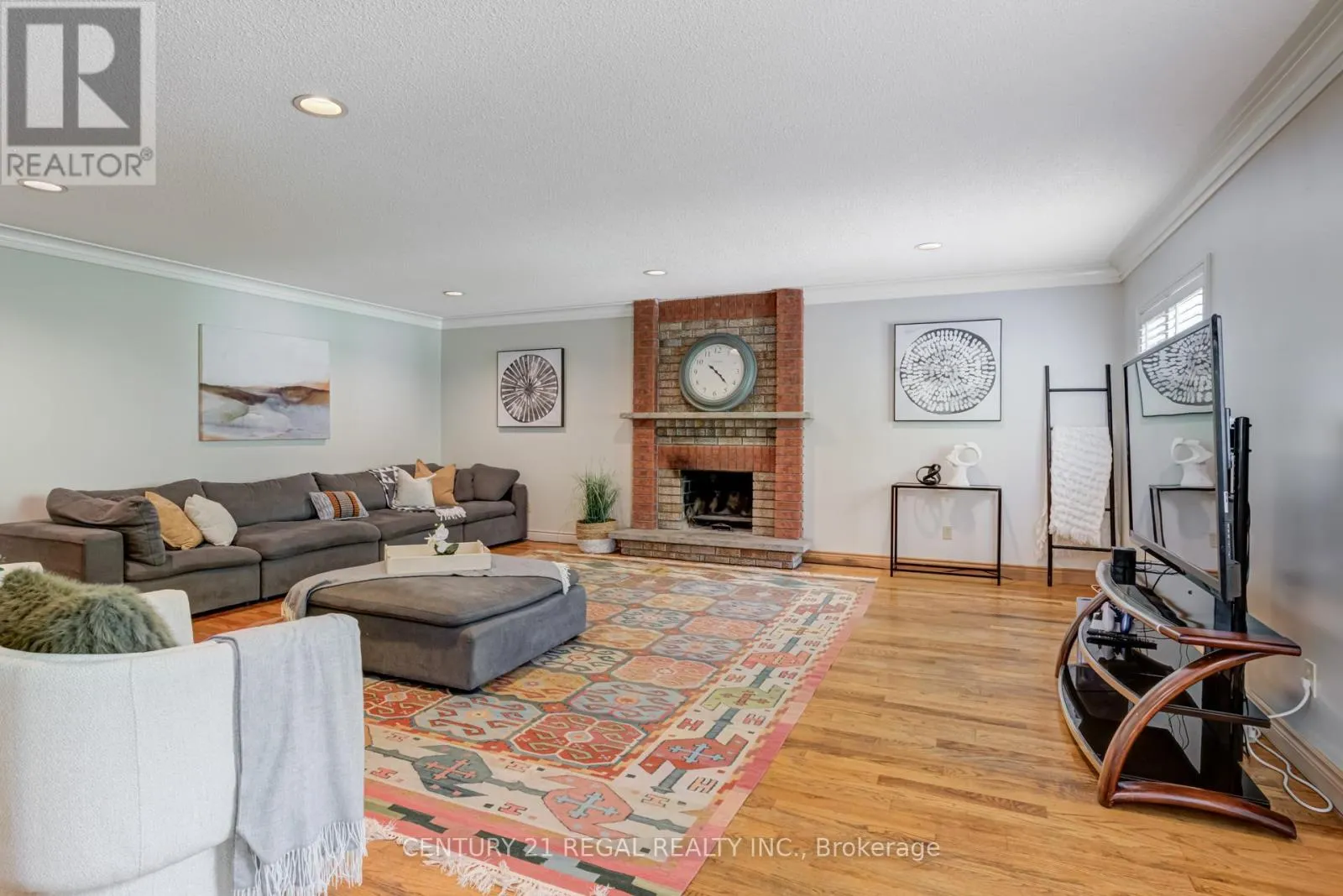 52 RANEE AVENUE
