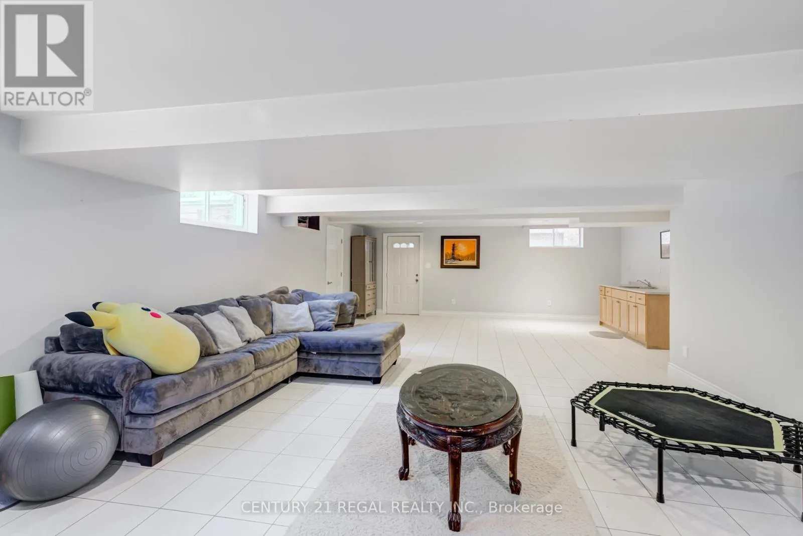 52 RANEE AVENUE