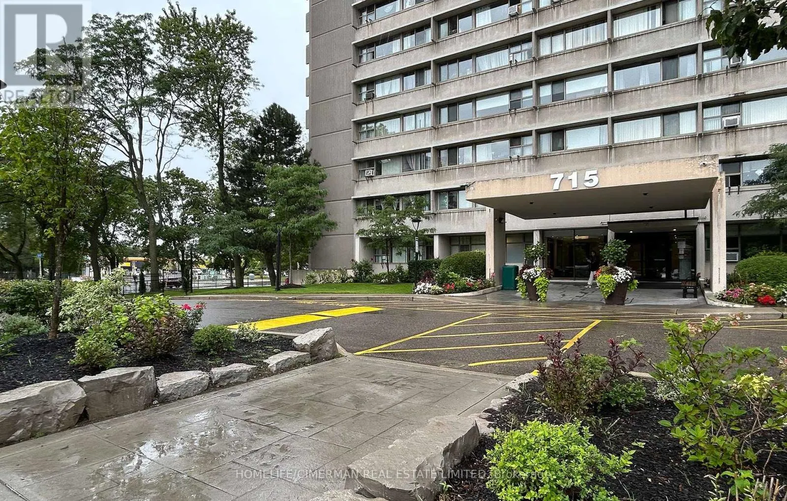 1702 - 715 DON MILLS ROAD