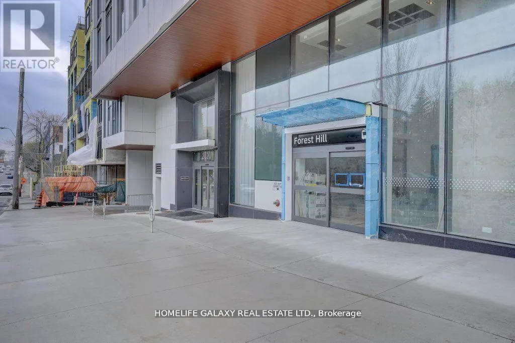 307 - 2020 BATHURST STREET