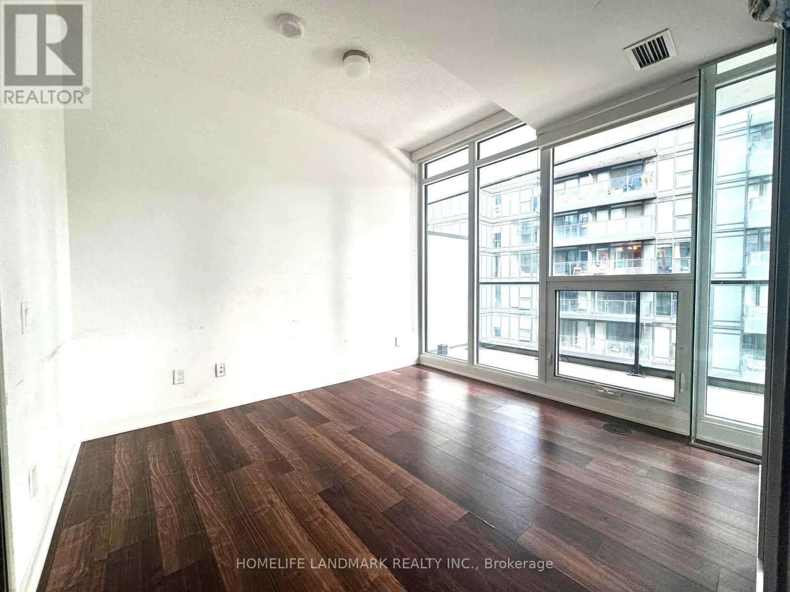 608 - 90 QUEENS WHARF ROAD