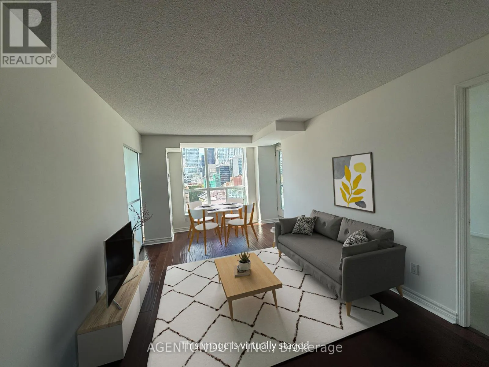 1135 - 109 FRONT STREET E