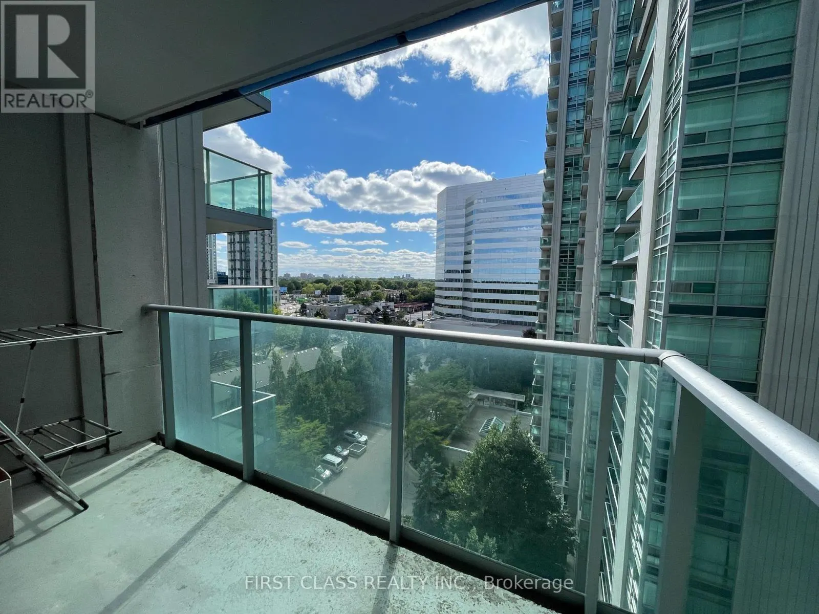 1201 - 35 BALES AVENUE