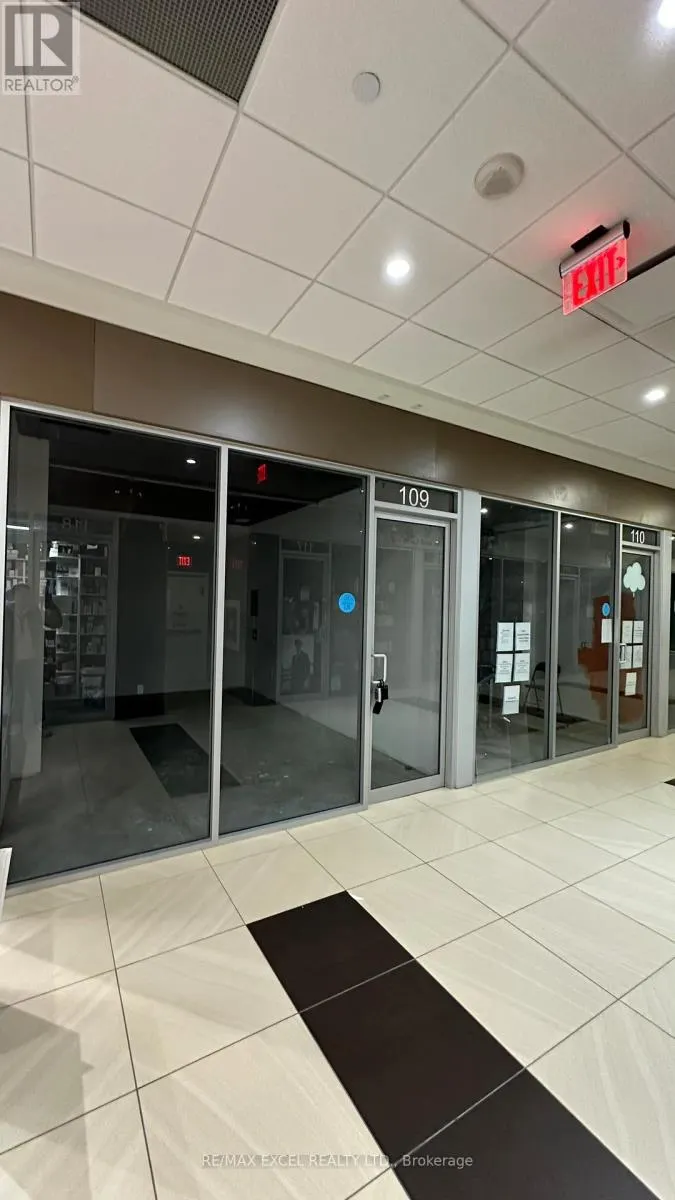 109 - 384 YONGE STREET