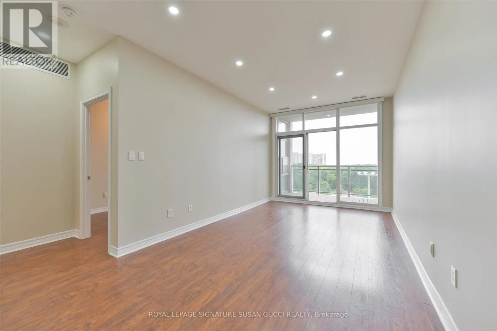 616 - 1 LEASIDE PARK DRIVE