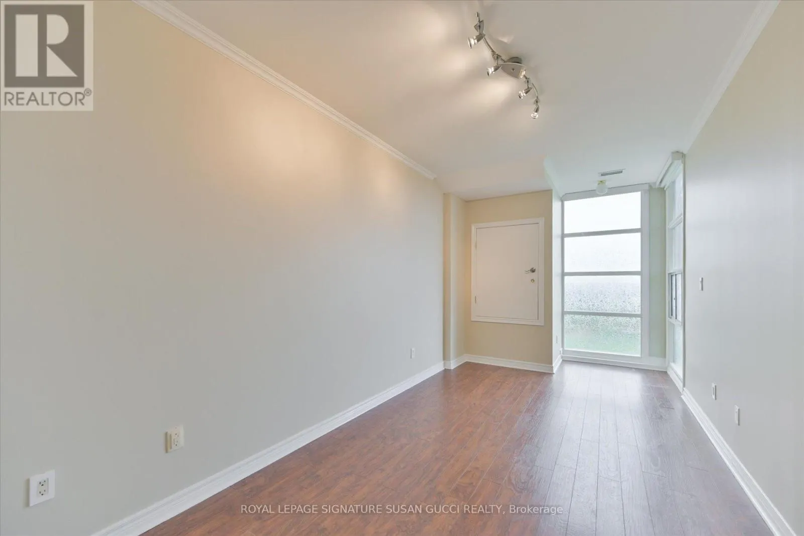 616 - 1 LEASIDE PARK DRIVE