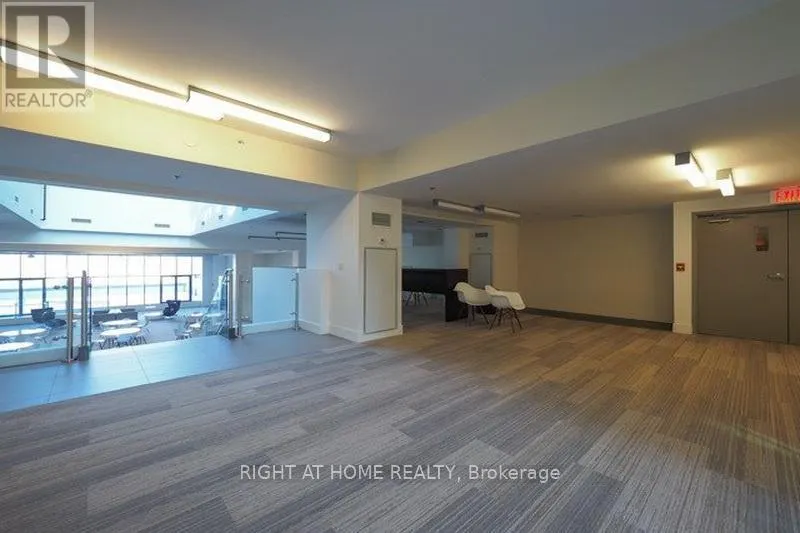 831W - 36 LISGAR STREET