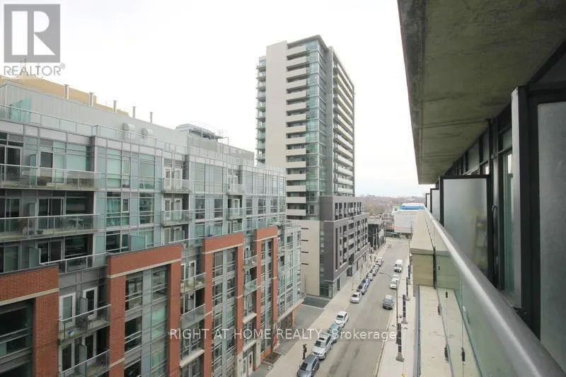 831W - 36 LISGAR STREET