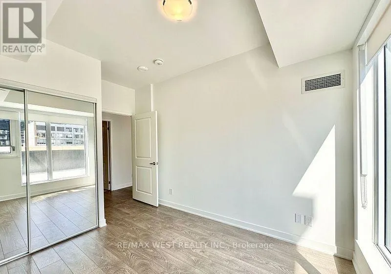 616 - 543 RICHMOND STREET W