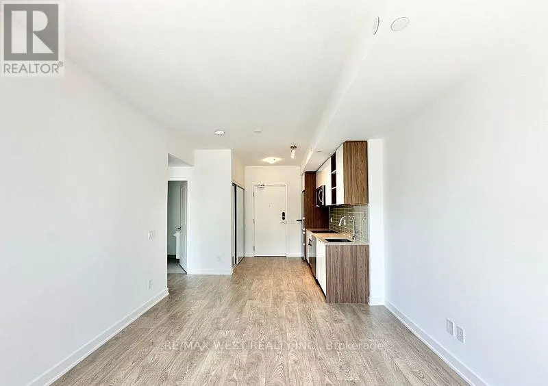 616 - 543 RICHMOND STREET W
