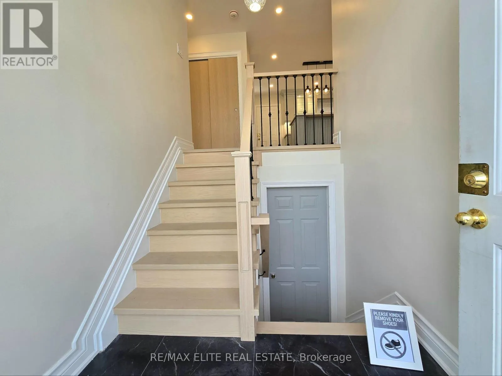 UPPER - 38 AMBROSE ROAD