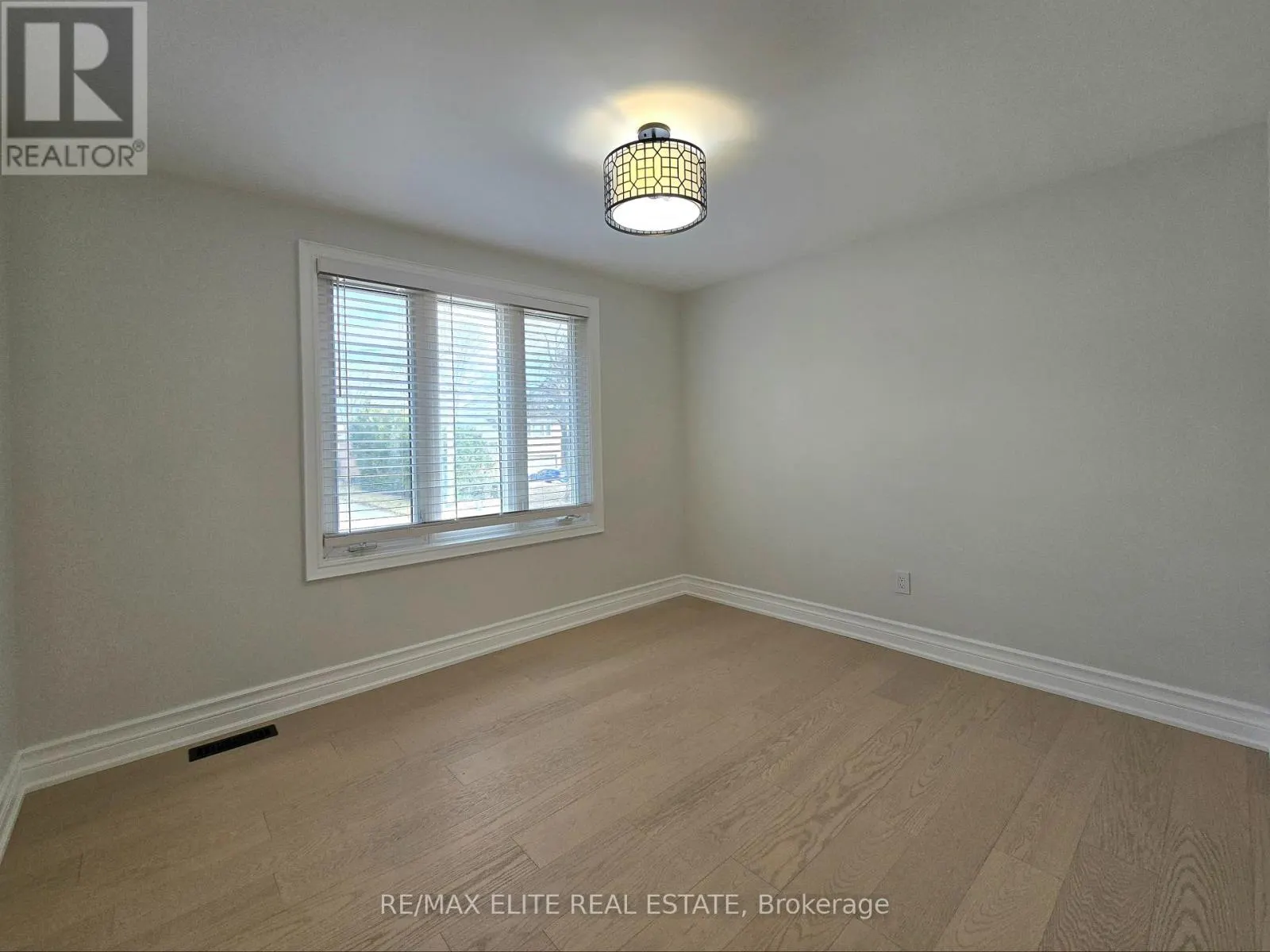 UPPER - 38 AMBROSE ROAD