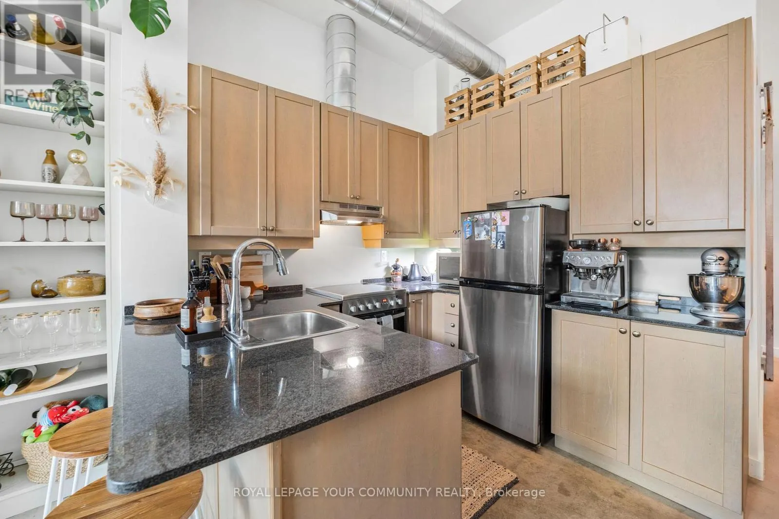 504 - 135 DALHOUSIE STREET