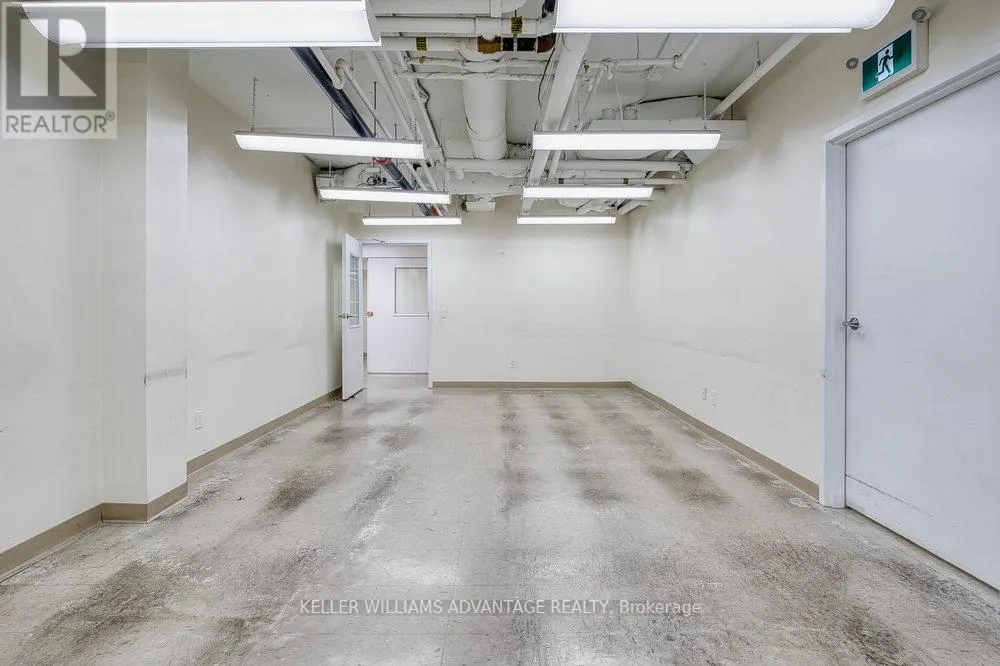 BASEMENT - 302 SPADINA AVENUE