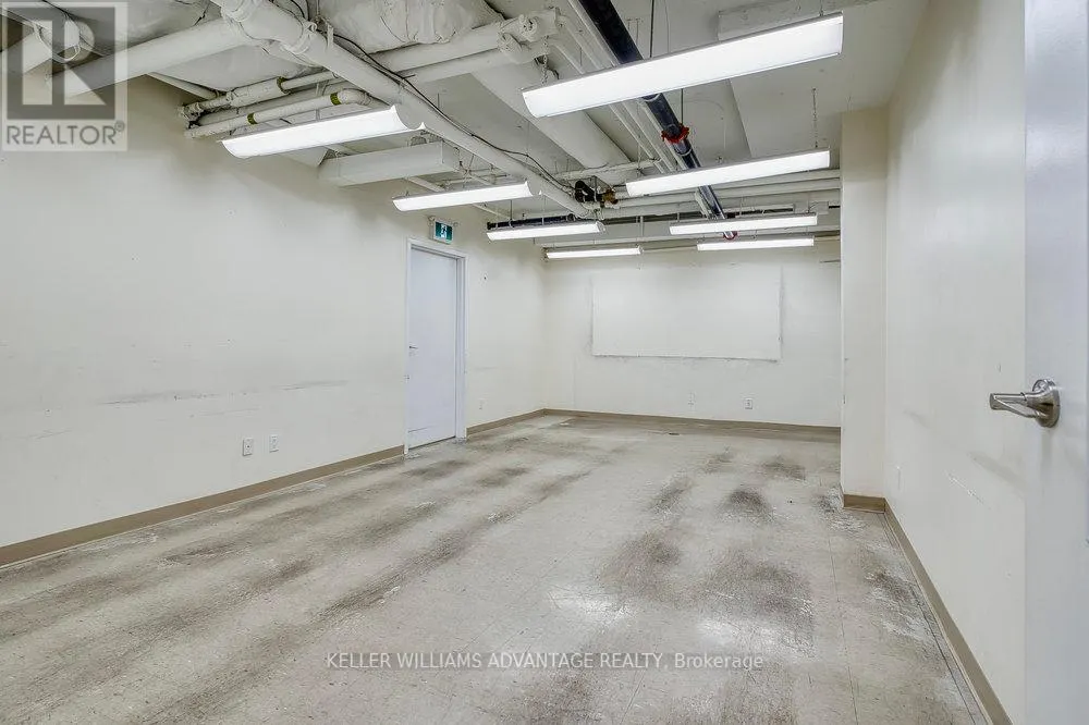 BASEMENT - 302 SPADINA AVENUE
