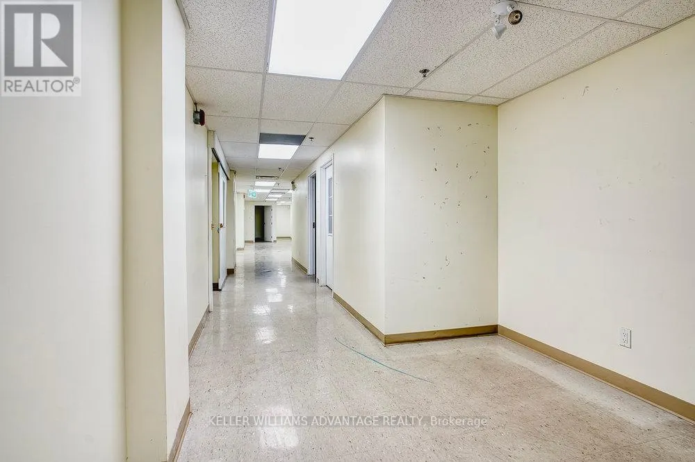 BASEMENT - 302 SPADINA AVENUE
