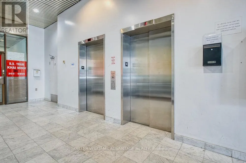BASEMENT - 302 SPADINA AVENUE