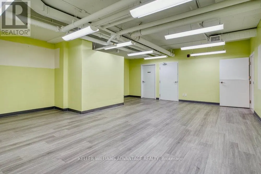 BASEMENT - 302 SPADINA AVENUE