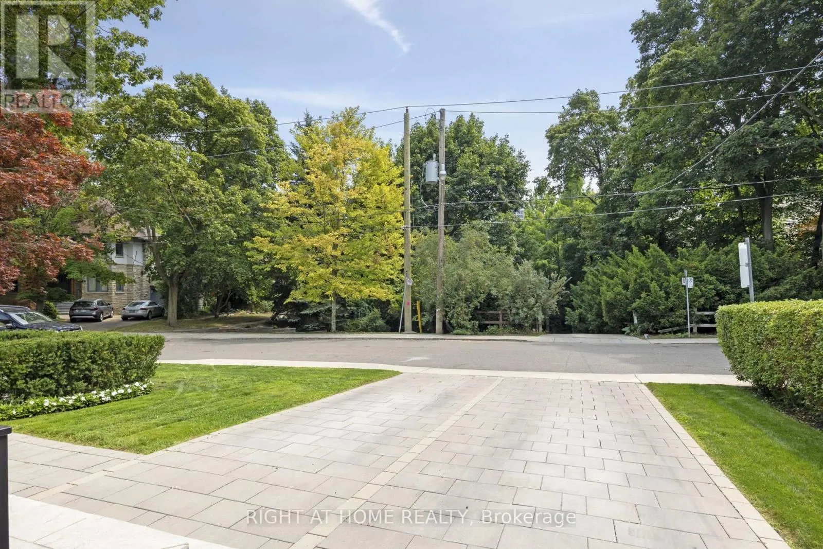 12 MILLBANK AVENUE