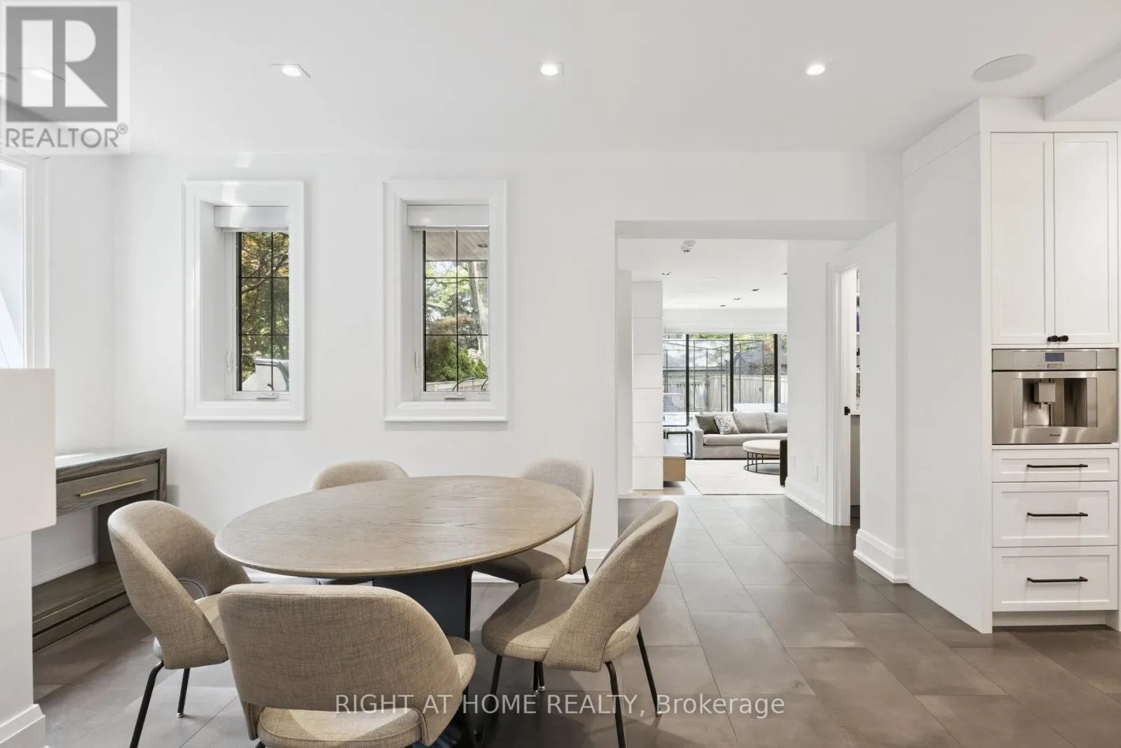 12 MILLBANK AVENUE
