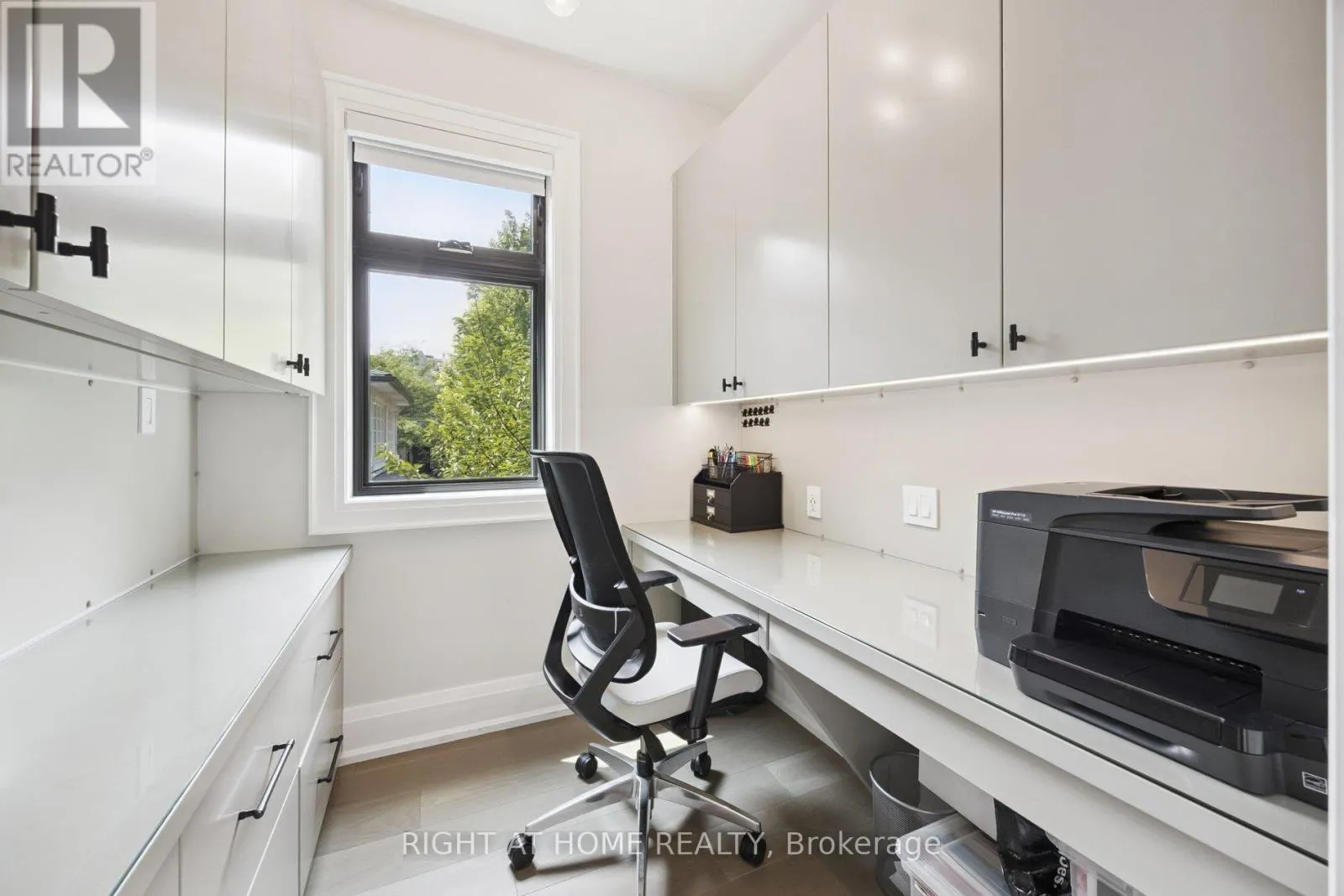 12 MILLBANK AVENUE