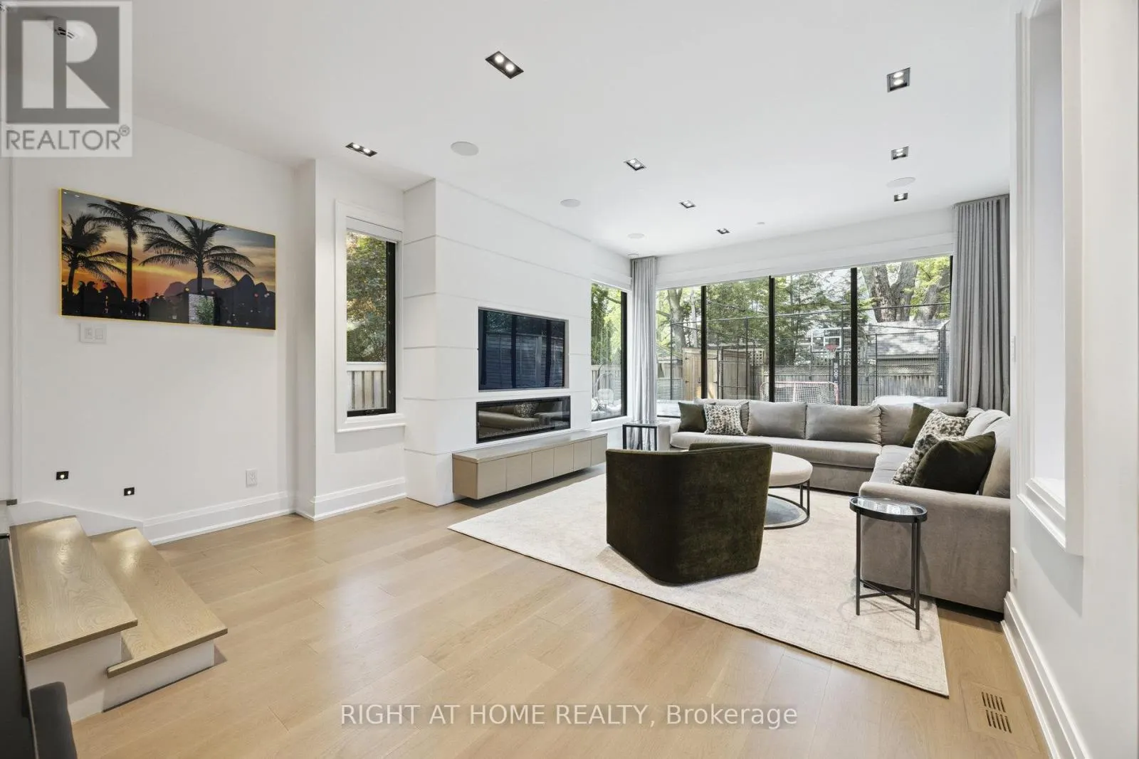12 MILLBANK AVENUE