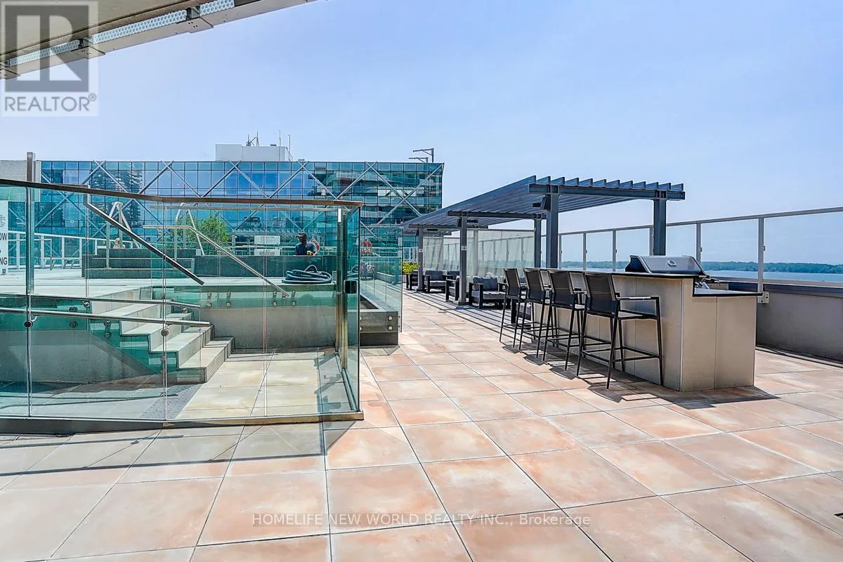 2707 - 15 QUEENS QUAY E