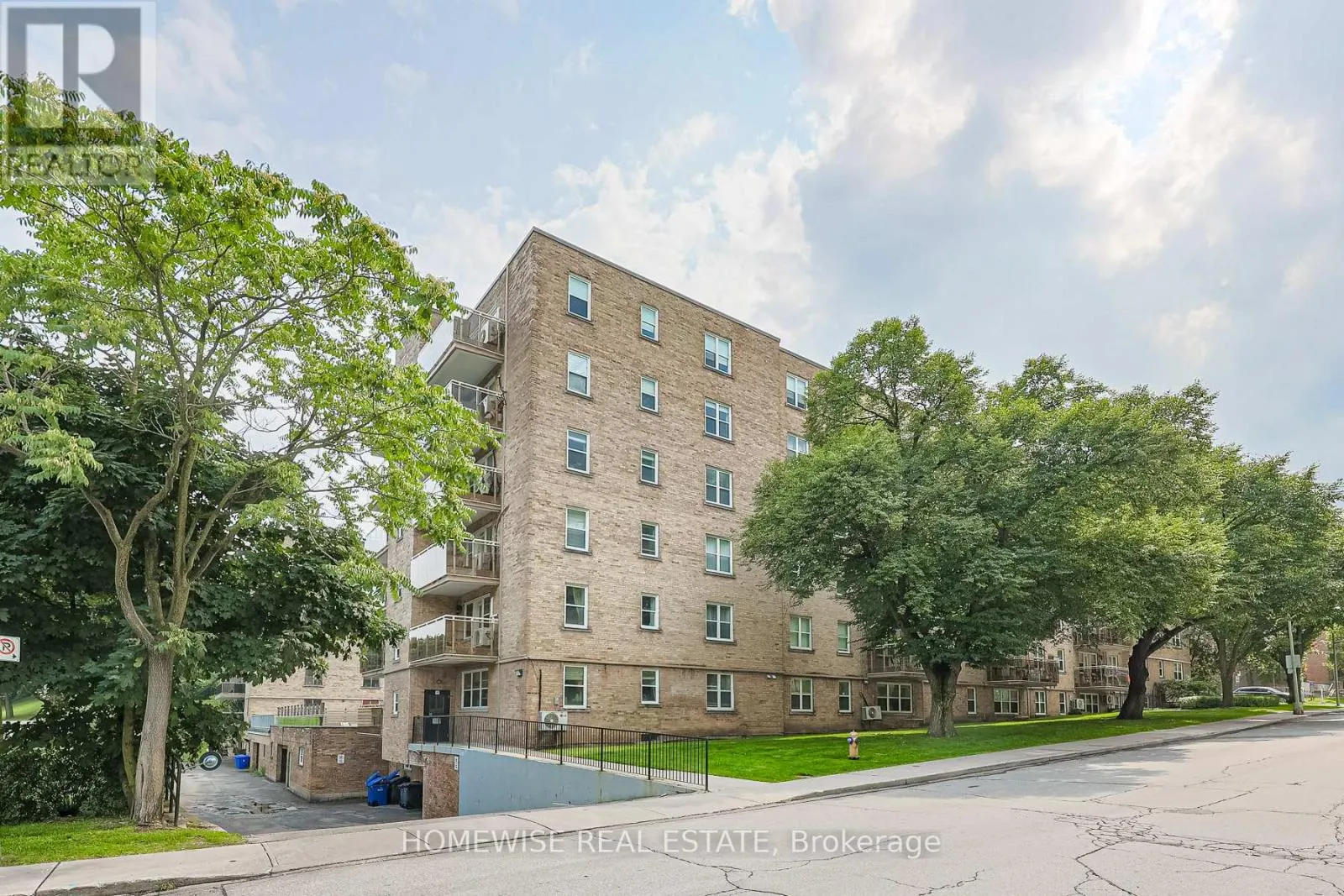 308 - 2603 BATHURST STREET