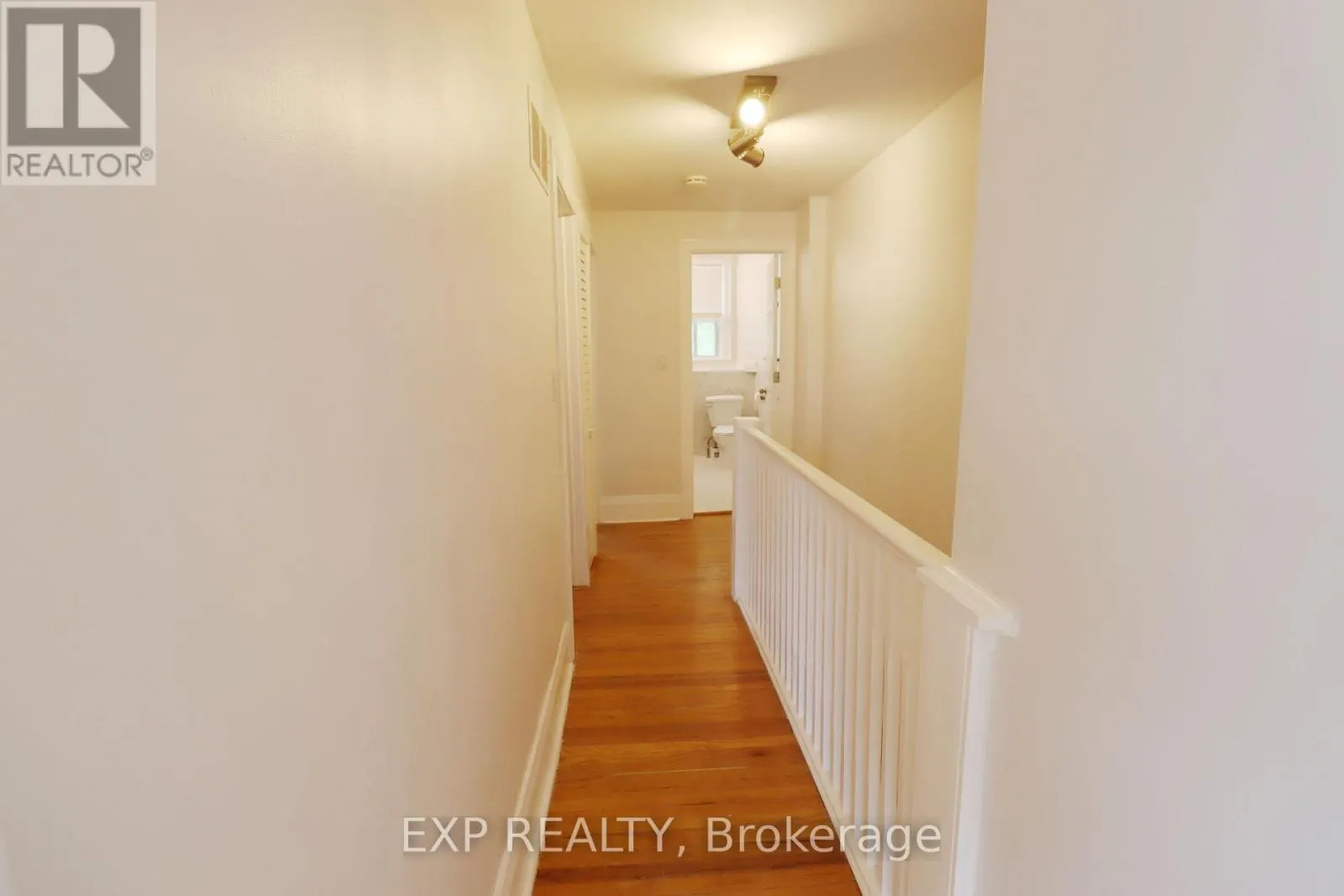 342 EGLINTON AVENUE E