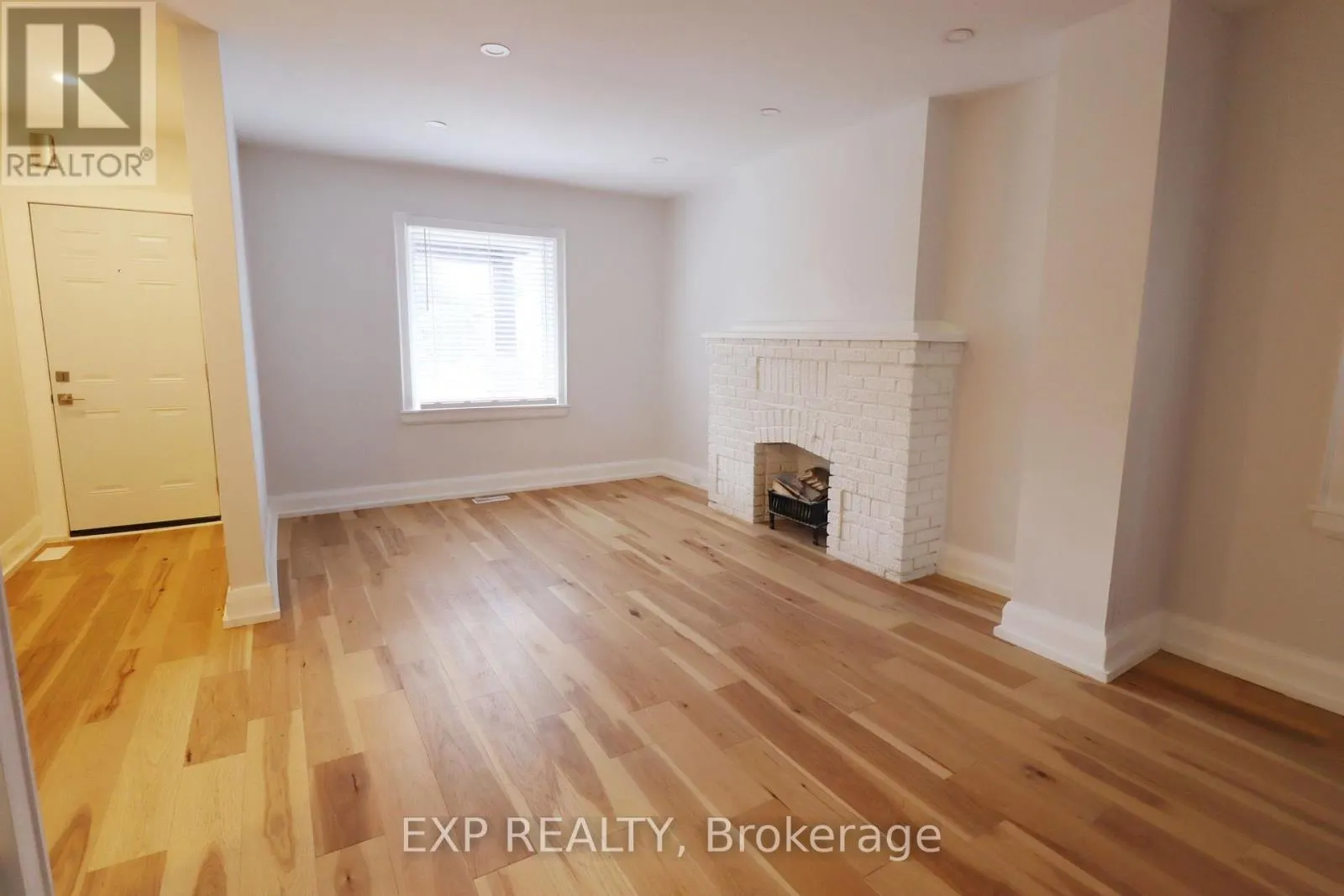 342 EGLINTON AVENUE E